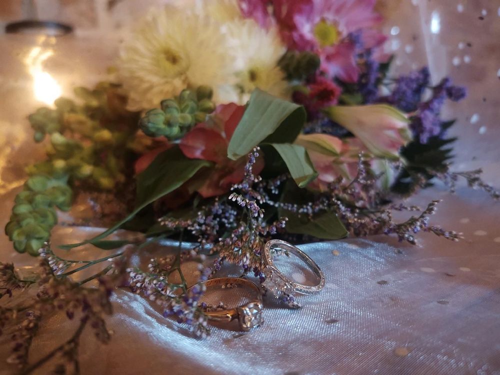 SANFORD FLORIST & FLOWER DELIVERY Updated October 2024 49 Photos