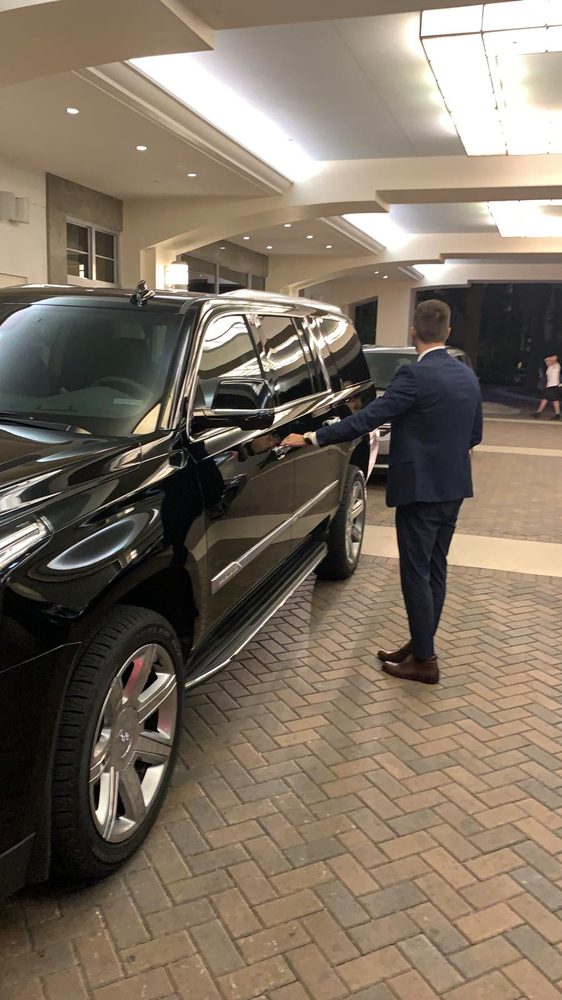 AIRPORTS PICKUP Updated July 2024 21 Photos New York, New York Limos Phone Number Yelp