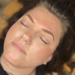 Gentle Spirit Beauty - Combination brows, permanent makeup