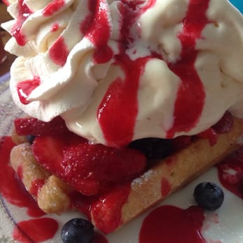 The Waffle Window - Berry Bliss Sundae. - Breakfast & Brunch Near Me - Portland, Oregon The Waffle Window - Berry Bliss Sundae. - Breakfast & Brunch Near Me - Portland, Oregon