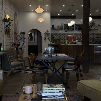 Mountain Mama's Coffee - Seating area - Coffee & Tea Near Me - Blue Ridge, Georgia Mountain Mama's Coffee - Seating area - Coffee & Tea Near Me - Blue Ridge, Georgia