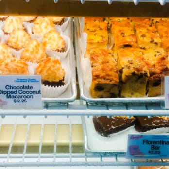 Leonard's Bakery - Goodies! - Bakeries Near Me - Honolulu, Hawaii Leonard's Bakery - Goodies! - Bakeries Near Me - Honolulu, Hawaii