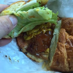 Metro Plaza Deli - One slice of turkey, two pieces of dinky bacon. Old mushy tomato.  But hey, lots of mayo!!  So sad