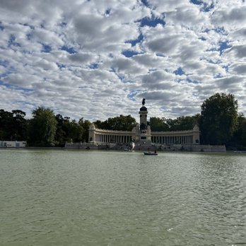 Parque Del Retiro - Parks Near Me - Madrid, M