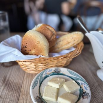 Peter Luger - Bread here is delicious! - Steakhouses Near Me - Brooklyn, New York