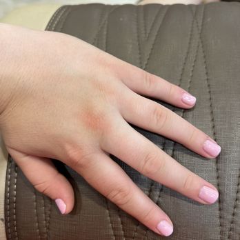 Nirvana Nails Studio - Terrible painting job. - Nail Salons Near Me - Studio City, California