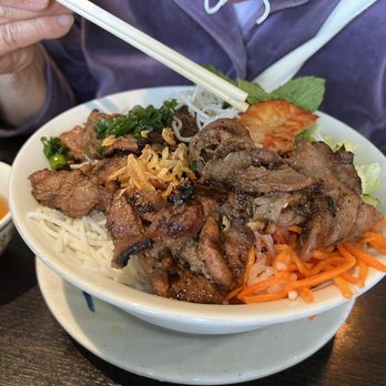 Pho Tran Vu - Grilled pork and shrimp with vermicelli - Vietnamese Near Me - Mountain View, California Pho Tran Vu - Grilled pork and shrimp with vermicelli - Vietnamese Near Me - Mountain View, California