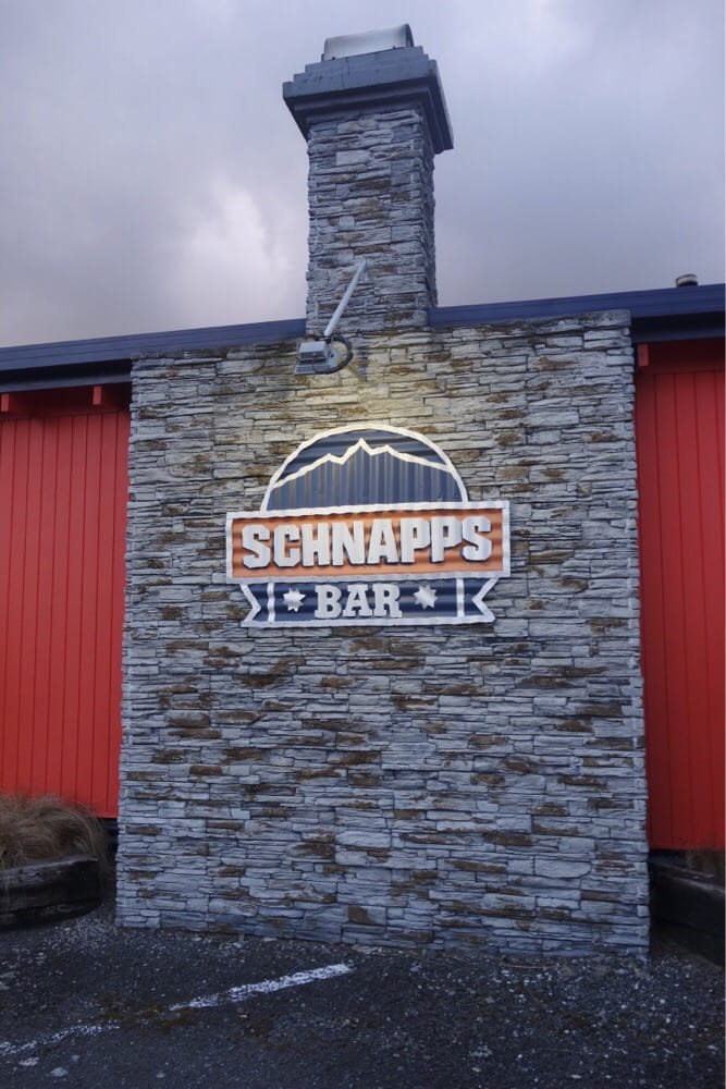 SCHNAPPS BAR 2 Findlay St, National Park, ManawatuWanganui, New