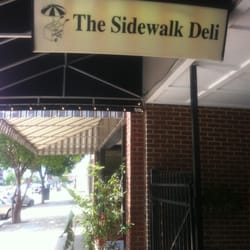Sidewalk Deli - Front entrance