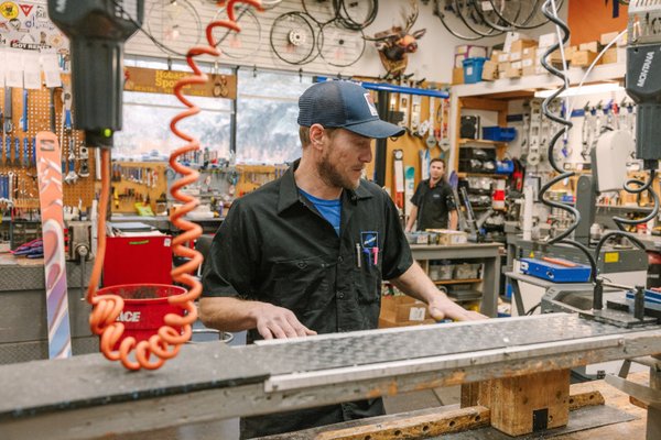 Hoback Sports by null