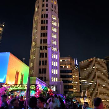 LH Rooftop - Bar area - Cocktail Bars Near Me - Chicago, Illinois