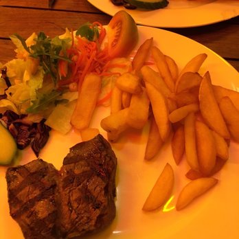 Bar-Restaurant Maria - Small steak - Bars Near Me - Amsterdam, New Hampshire