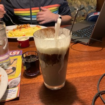 Elmer's Restaurant - choccy milkshake - Diners Near Me - Eugene, Oregon
