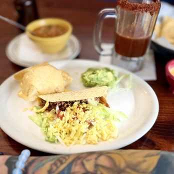 Celaya's Mexican Restaurant & Cantina - Lunch special 2, plate one - Mexican Near Me - Houston, Texas Celaya's Mexican Restaurant & Cantina - Lunch special 2, plate one - Mexican Near Me - Houston, Texas