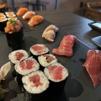 SHō Sushi & Izakaya - Tuna and salmon platter - Sushi Bars Near Me - McLean, Virginia SHō Sushi & Izakaya - Tuna and salmon platter - Sushi Bars Near Me - McLean, Virginia