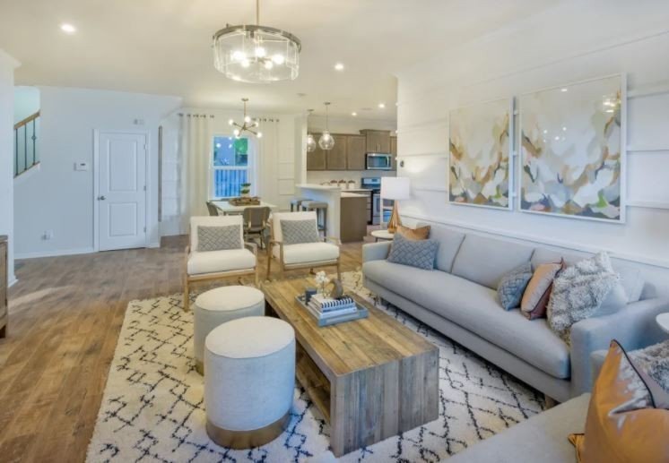 CHRIS PINKERTON BENCHMARK REALTY Real Estate Agents 318 Seaboard