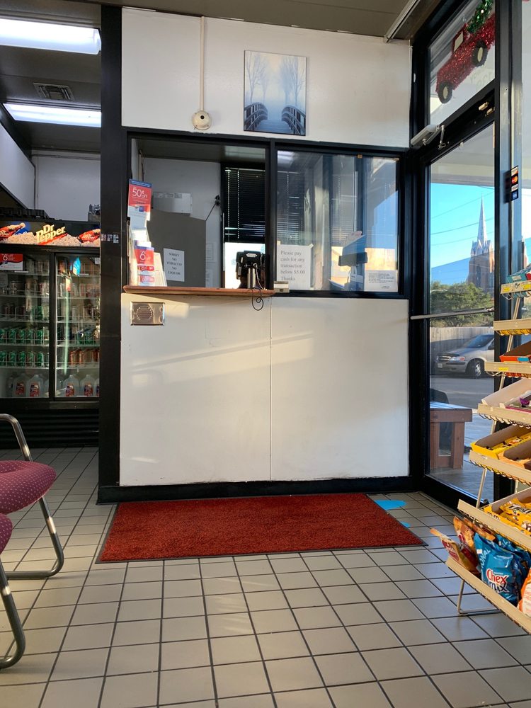 MOBIL Updated August 2024 18 Reviews 5139 Woodway Dr, Houston