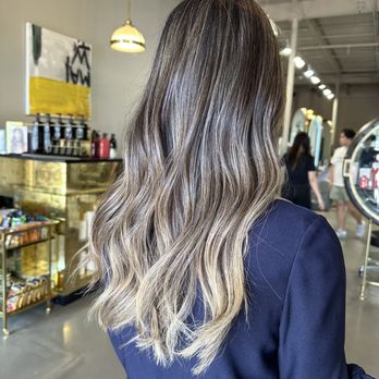 Salon Per Se - Salon Per Se - Hair Salons Near Me - Houston, Texas