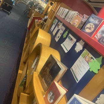 Berkley Public Library - Childrens Computer lab - Libraries Near Me - Berkley, Michigan