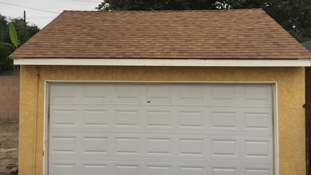 Slide of Everett Roofing