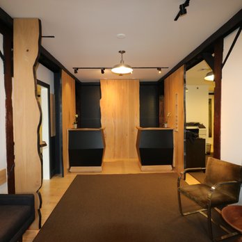 YARDwork coworking - Reception area - Shared Office Spaces Near Me - Litchfield, Connecticut YARDwork coworking - Reception area - Shared Office Spaces Near Me - Litchfield, Connecticut