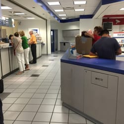 United States Post Office - Long line at lunch hours. (12:30 Tuesday.)