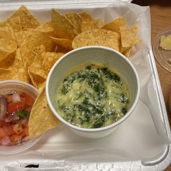 O'Charley's Restaurant & Bar - Half full Spinach & Artichoke Dip - American Near Me - Elizabethtown, Kentucky