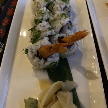 Deep Blu Seafood Grille - Shrimp tempura roll - Seafood Near Me - Orlando, Florida