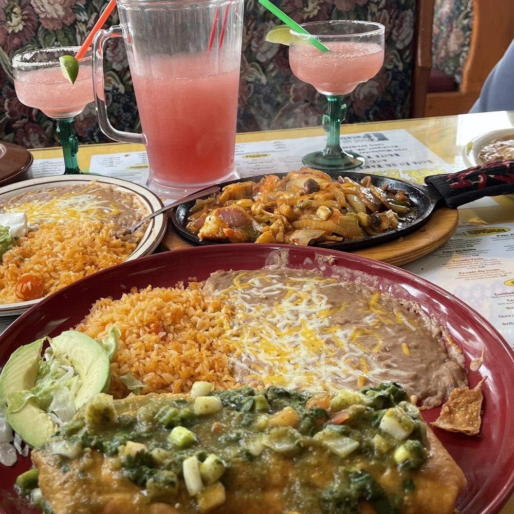 Sol De Mexico - Chimichanga Marina and Shrimp quesadillas! Pomegranate margaritas! - Mexican Near Me - Reedsport, Oregon Sol De Mexico - Chimichanga Marina and Shrimp quesadillas! Pomegranate margaritas! - Mexican Near Me - Reedsport, Oregon