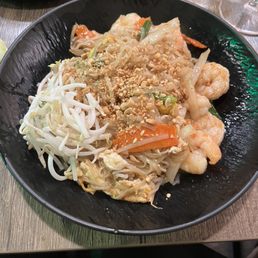 Pad Thai with Shrimp Pad Thai with Shrimp