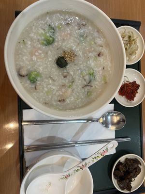 Kimchi Stylish Korean Kitchen by null