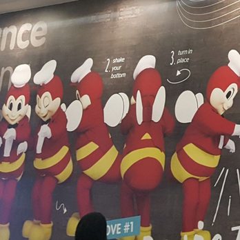Jollibee - The Jolibee Dance? (4/2/21) - Fast Food Near Me - Tukwila, Washington