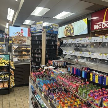 Love's Travel Stop - Convenience Stores Near Me - Williamsville, Illinois Love's Travel Stop - Convenience Stores Near Me - Williamsville, Illinois