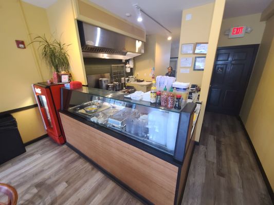 Lili's Restaurant by null