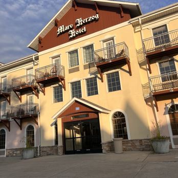 Marv Herzog Hotel - Hotels Near Me - Frankenmuth, Michigan