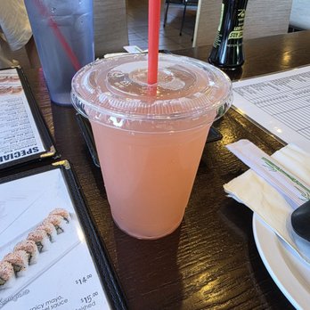 Awesome Sushi - Mango lemonade - Japanese Near Me - Long Beach, California
