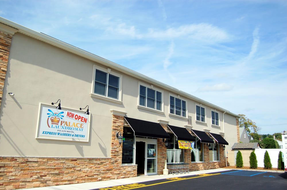 PALACE LAUNDROMAT Updated August 2024 18 Photos & 38 Reviews 1116