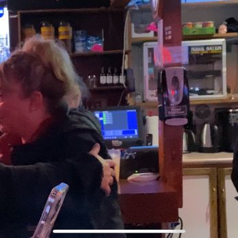 Montavilla Station - Dive Bars Near Me - Portland, Oregon