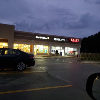 The UPS Store - Was just inside. Great place. - Shipping Centers Near Me - Bolingbrook, Illinois