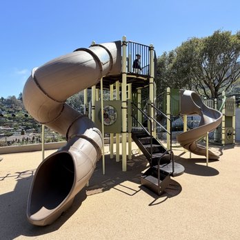 Southview Park - Playgrounds Near Me - Sausalito, California Southview Park - Playgrounds Near Me - Sausalito, California