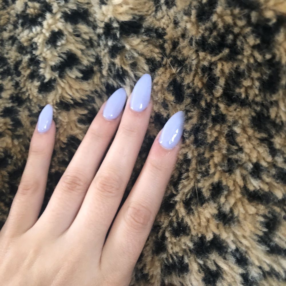 Celebrity Nails - Almond by Hannah - Nail Salons Near Me - Edmond, Oklahoma Celebrity Nails - Almond by Hannah - Nail Salons Near Me - Edmond, Oklahoma