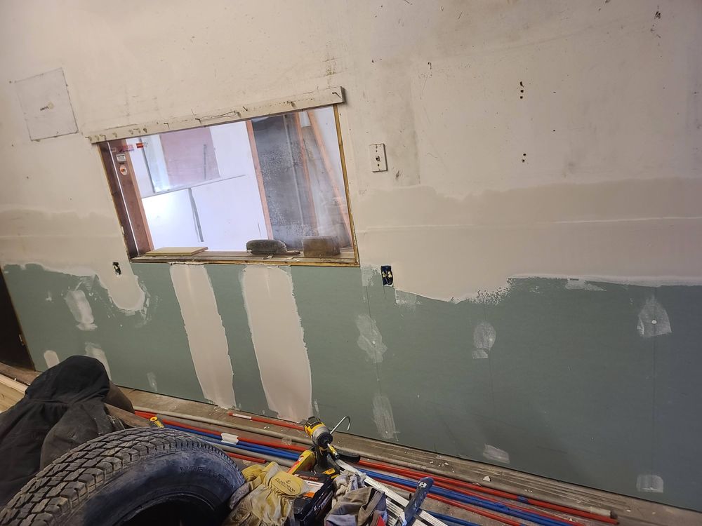 Slide of G & N Painting and Construction