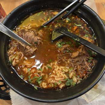 Zippys Burgers & More - Ramen birria - Burgers Near Me - Northbrook, Illinois Zippys Burgers & More - Ramen birria - Burgers Near Me - Northbrook, Illinois