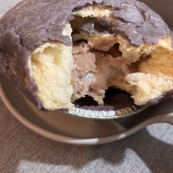 85°C Bakery Cafe-Irvine - Taro mochi bun - Coffee & Tea Near Me - Irvine, California