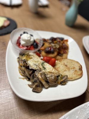 Tee Off Bar & Grill by null