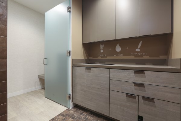 SUGARED + BRONZED (Upper East Side) by null