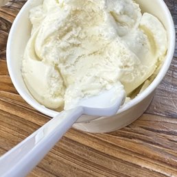 Vanilla single scoop