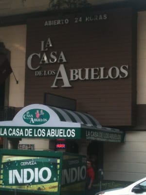 La Casa de los Abuelos by null