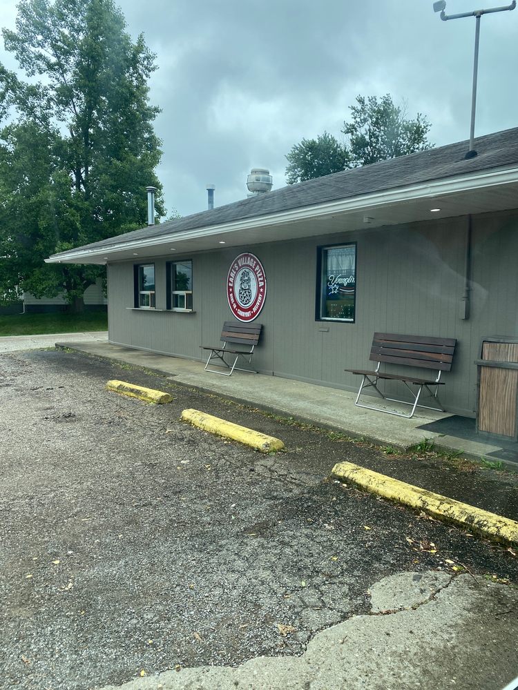 EARL’S VILLAGE PIZZA Updated August 2024 4750 East Pike, Zanesville