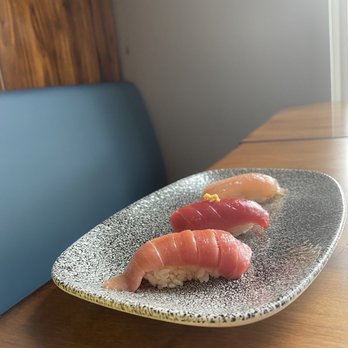 OMAKAI sushi - Sushi Bars Near Me - Miami, Florida